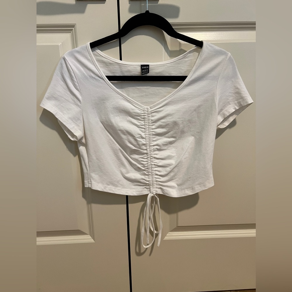 Shein scrunched cropped tee women’s L